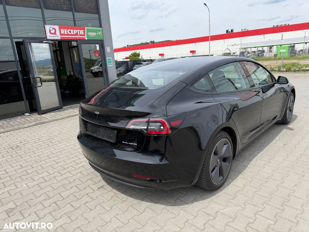 Tesla Model 3 Performance - 3