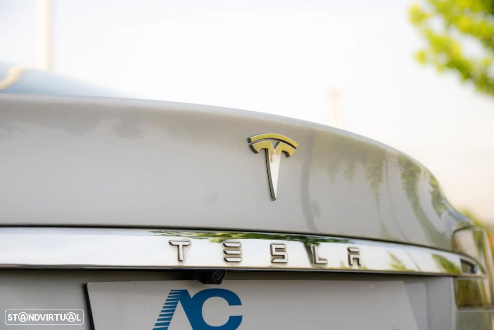 Tesla Model S 70D AWD - 13