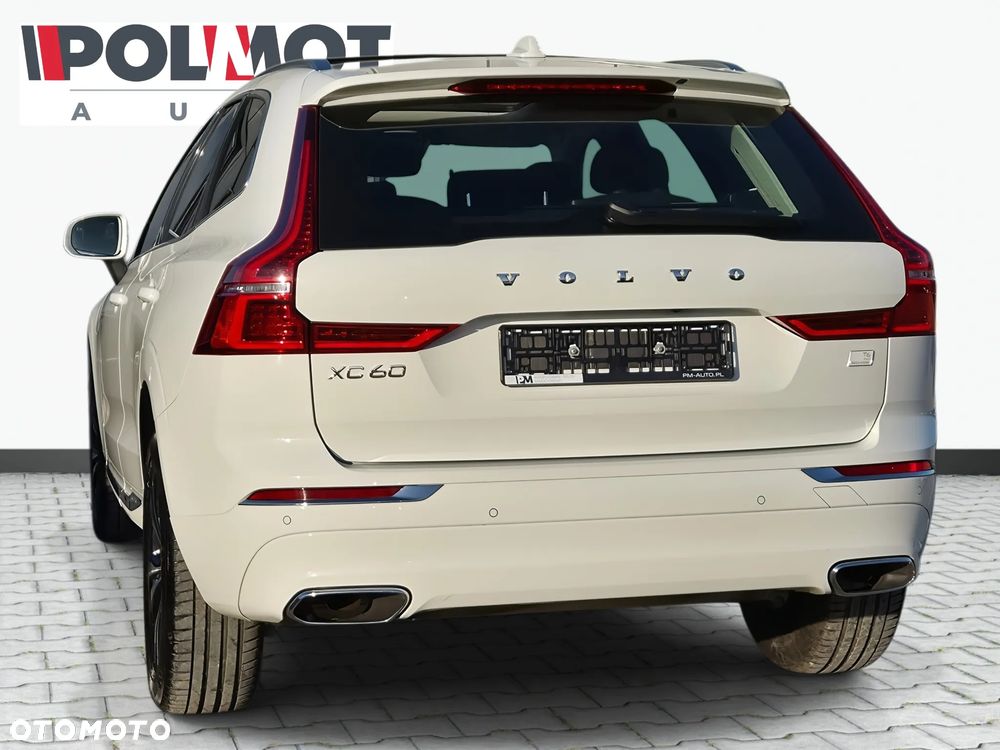 Volvo XC 60 T6 Plug-In Hybrid AWD Essential - 18