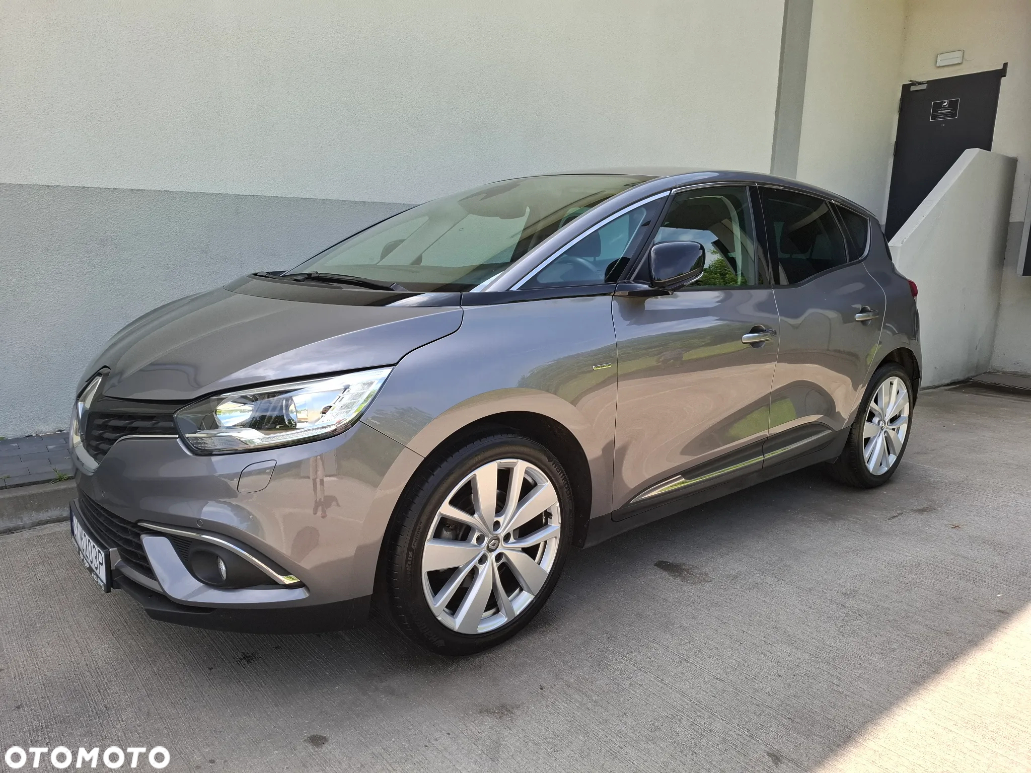 Renault Scenic ENERGY TCe 140 LIMITED - 2