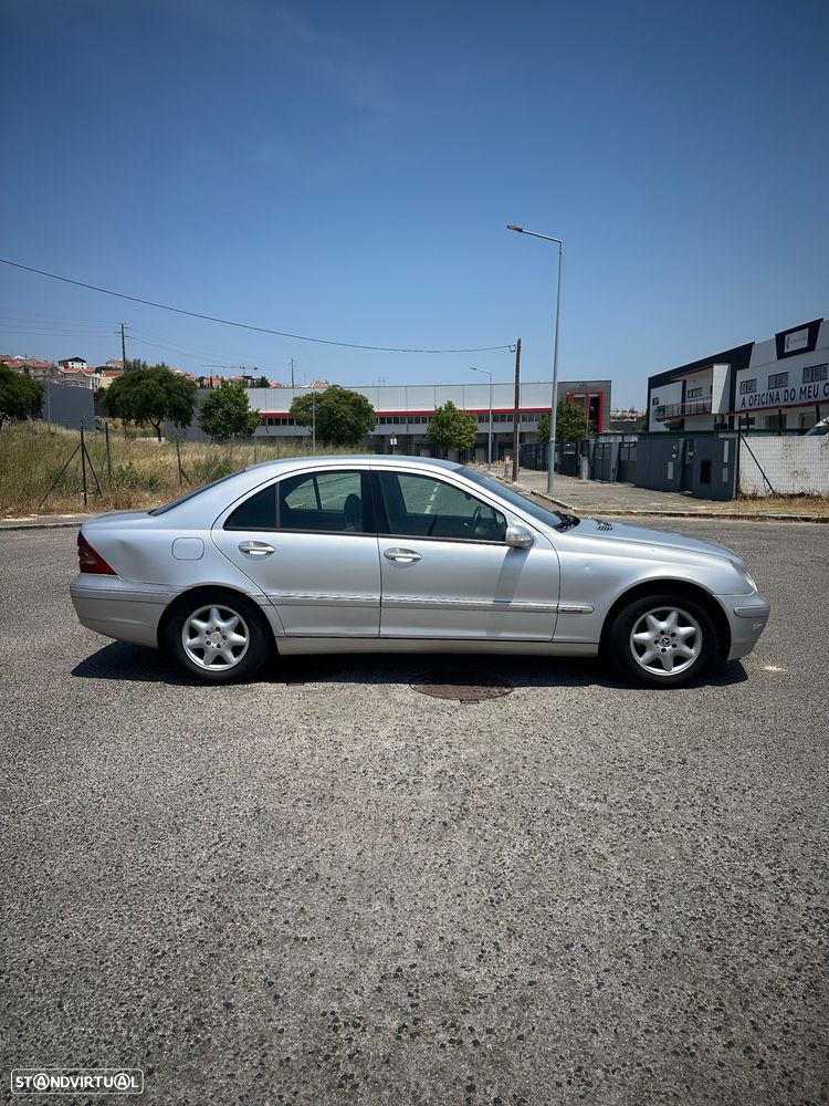Mercedes-Benz C 220 - 4