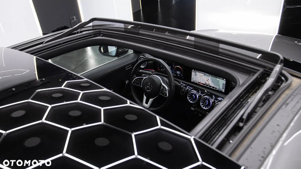 Mercedes-Benz Klasa A 250 e PHEV Progressive 8G-DCT - 10