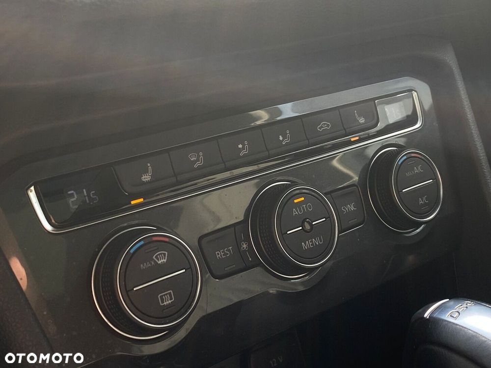 Volkswagen Tiguan - 22