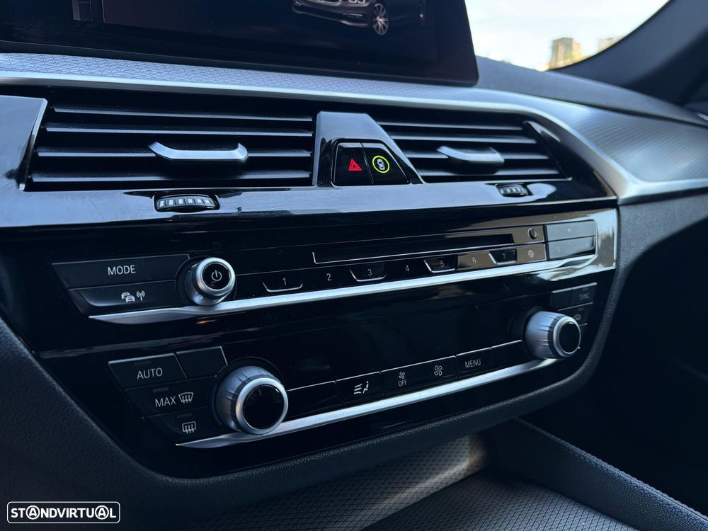 BMW 530 e iPerformance Pack M - 11