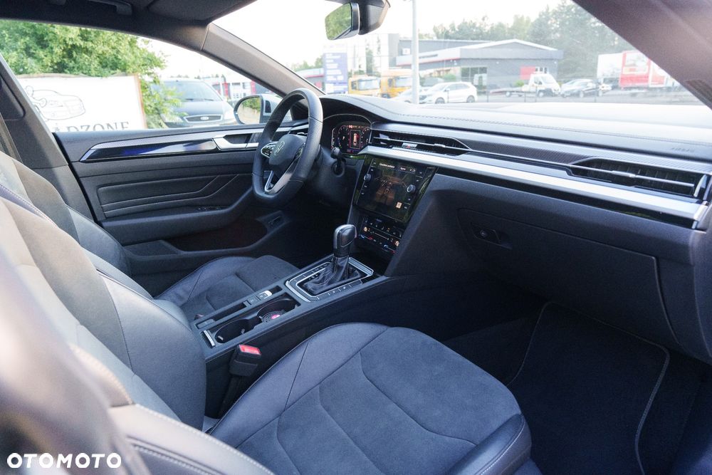 Volkswagen Arteon 2.0 TSI DSG R-Line - 24