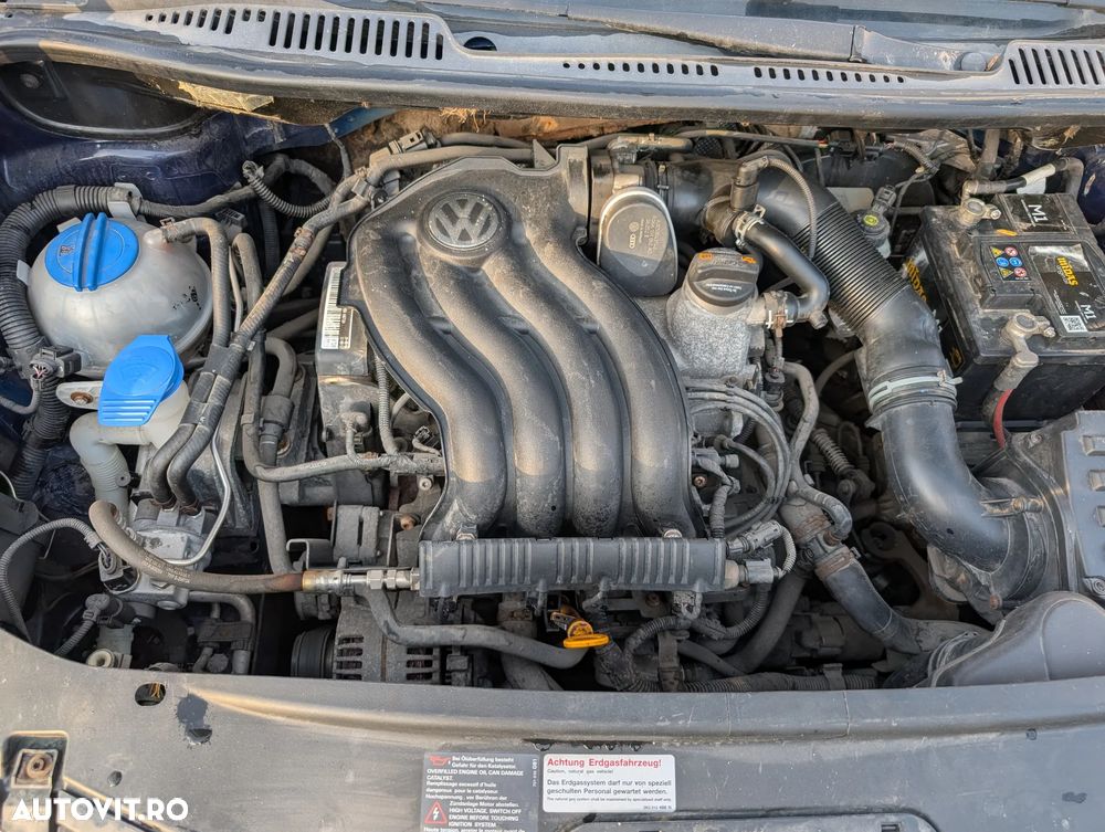 Volkswagen Touran - 8