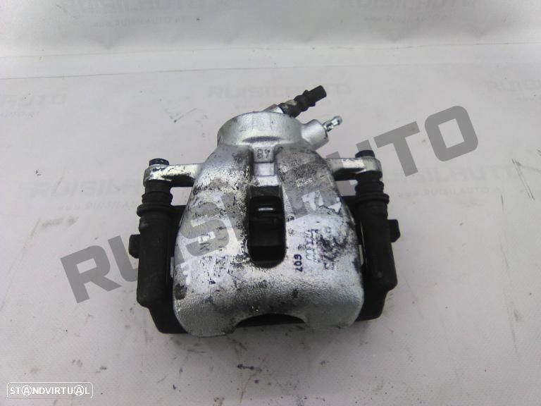 Bomba Travão Frente Direita  Citroen C3 I [2002_2008] 1.4 Hdi - 1