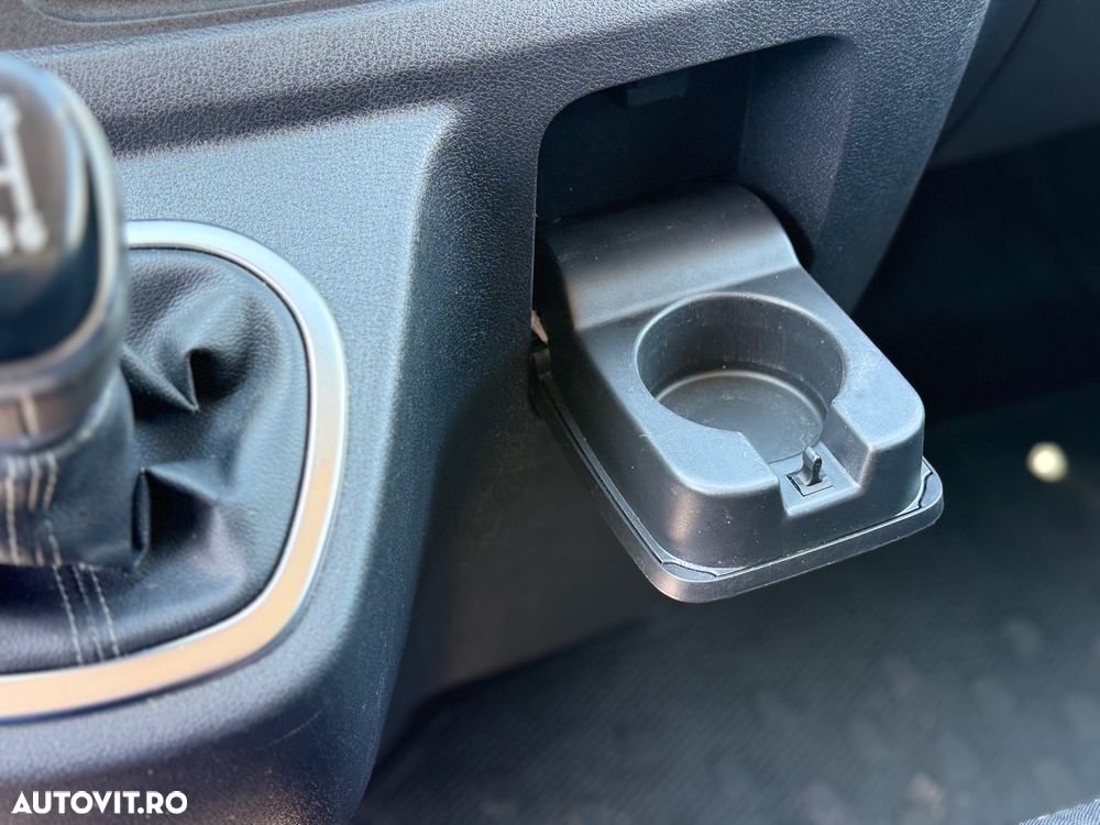 Renault Trafic (ENERGY) Start & Stop Combi Expression - 10