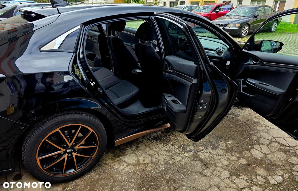 Honda Civic 1.0 i-VTEC Turbo CVT Elegance - 21