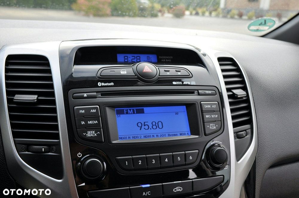 Hyundai ix20 - 32