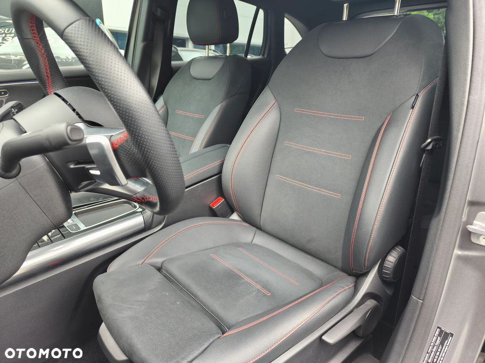 Mercedes-Benz GLA 200 AMG Line - 6