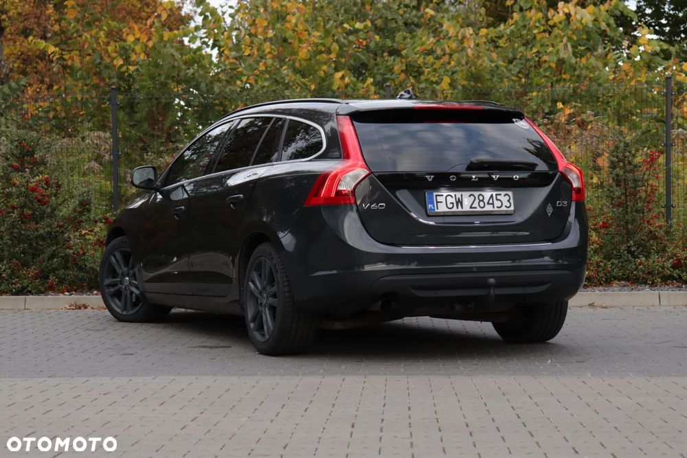 Volvo V60 D3 Momentum - 15