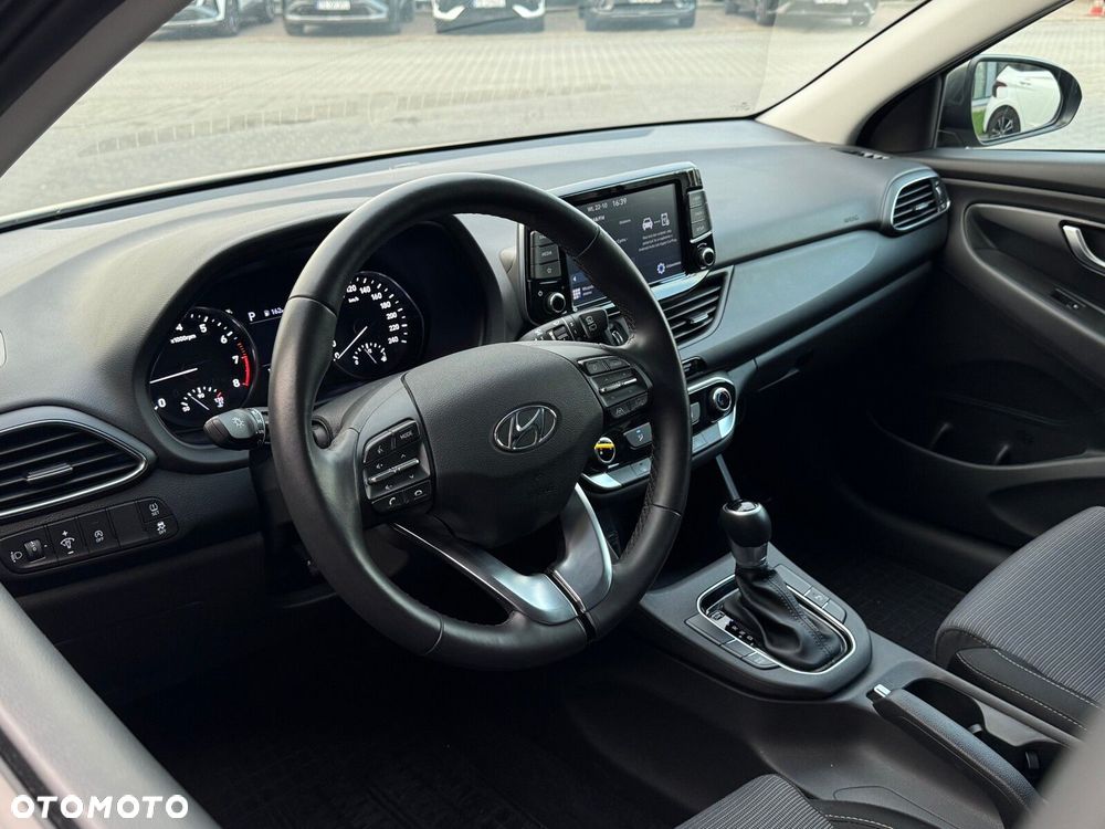 Hyundai i30 1.0 T-GDI Modern DCT - 9