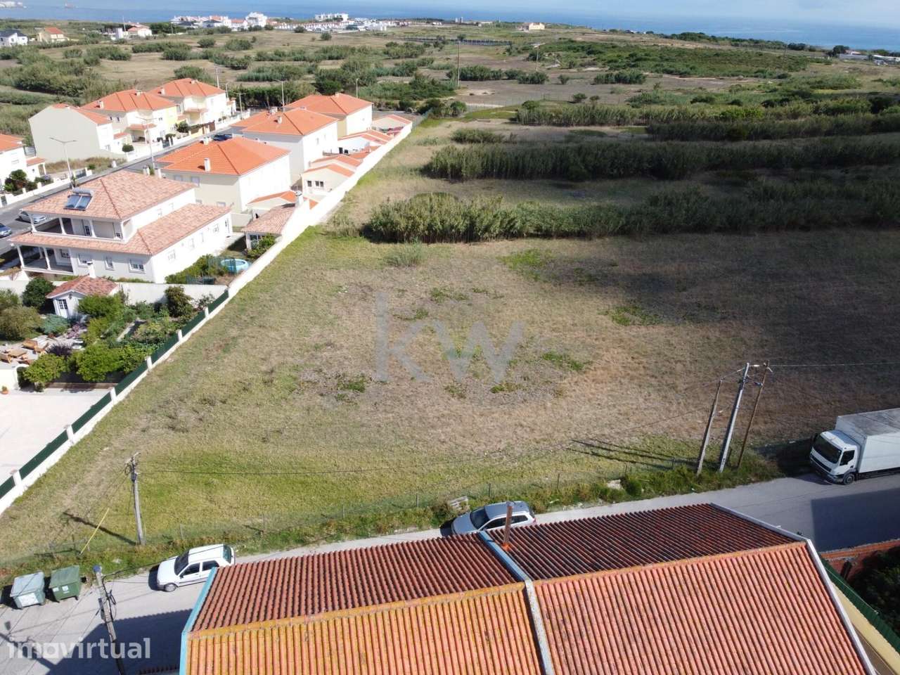 Terreno com 6608m2 e PIP Aprovado para 17 Moradias em Ferrel, Peniche - Grande imagem: 3/14