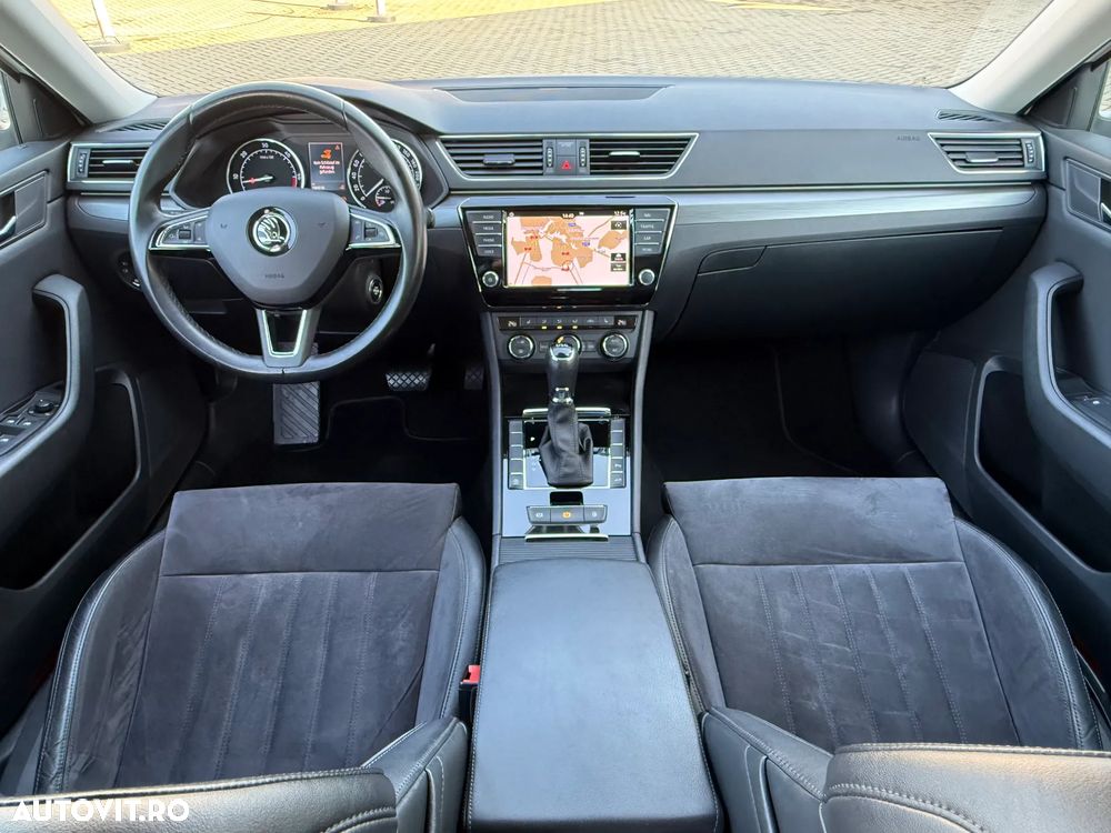 Skoda Superb 2.0 TDI DSG Sportline - 7