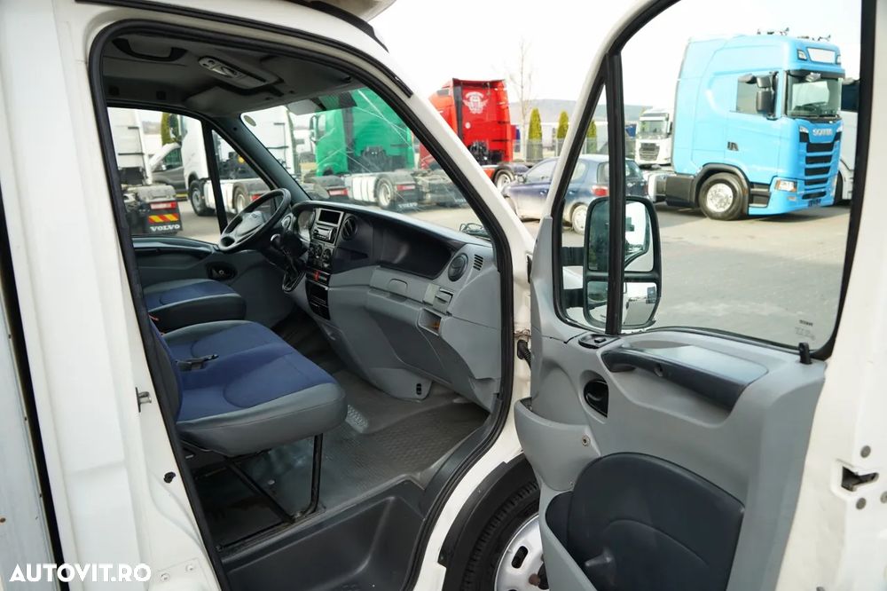 Iveco DAILY 35-150 / CONTAINER 4.3 m / 750 KG RIDICARE / DUBLU / IMPORTAT - 32