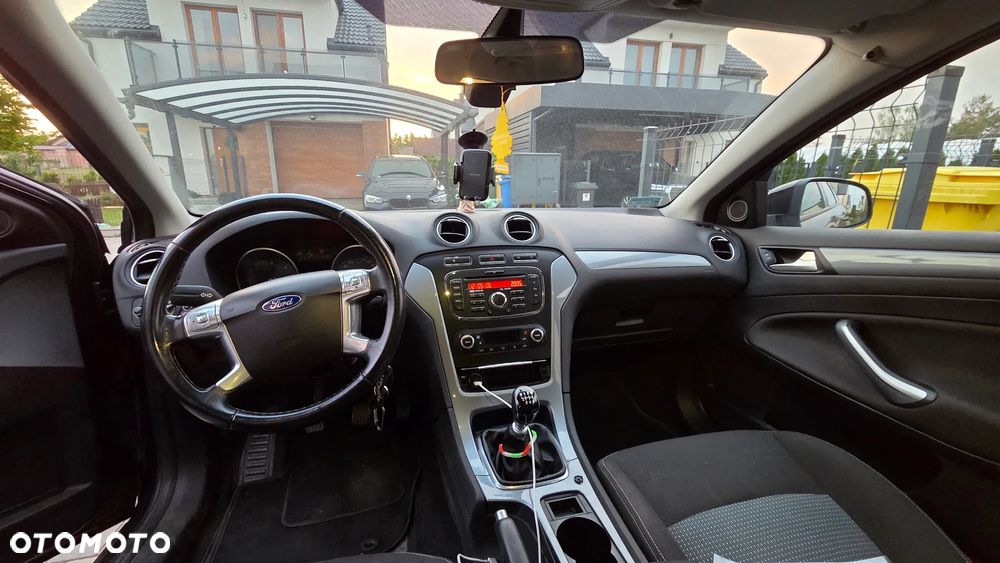 Ford Mondeo 2.0 TDCi Gold X - 3