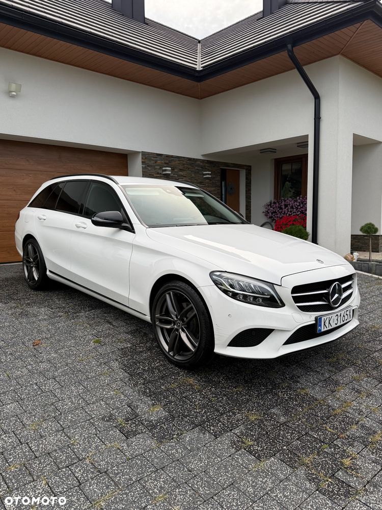 Mercedes-Benz Klasa C 220 d 4Matic 9G-TRONIC AMG Line - 5