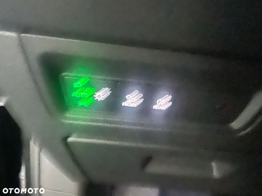 Volkswagen Touareg 3.0 V6 TDI SCR 4Mot Elegance - 13