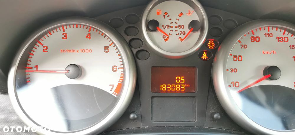 Peugeot 207 1.4 Presence Grand Prix - 15
