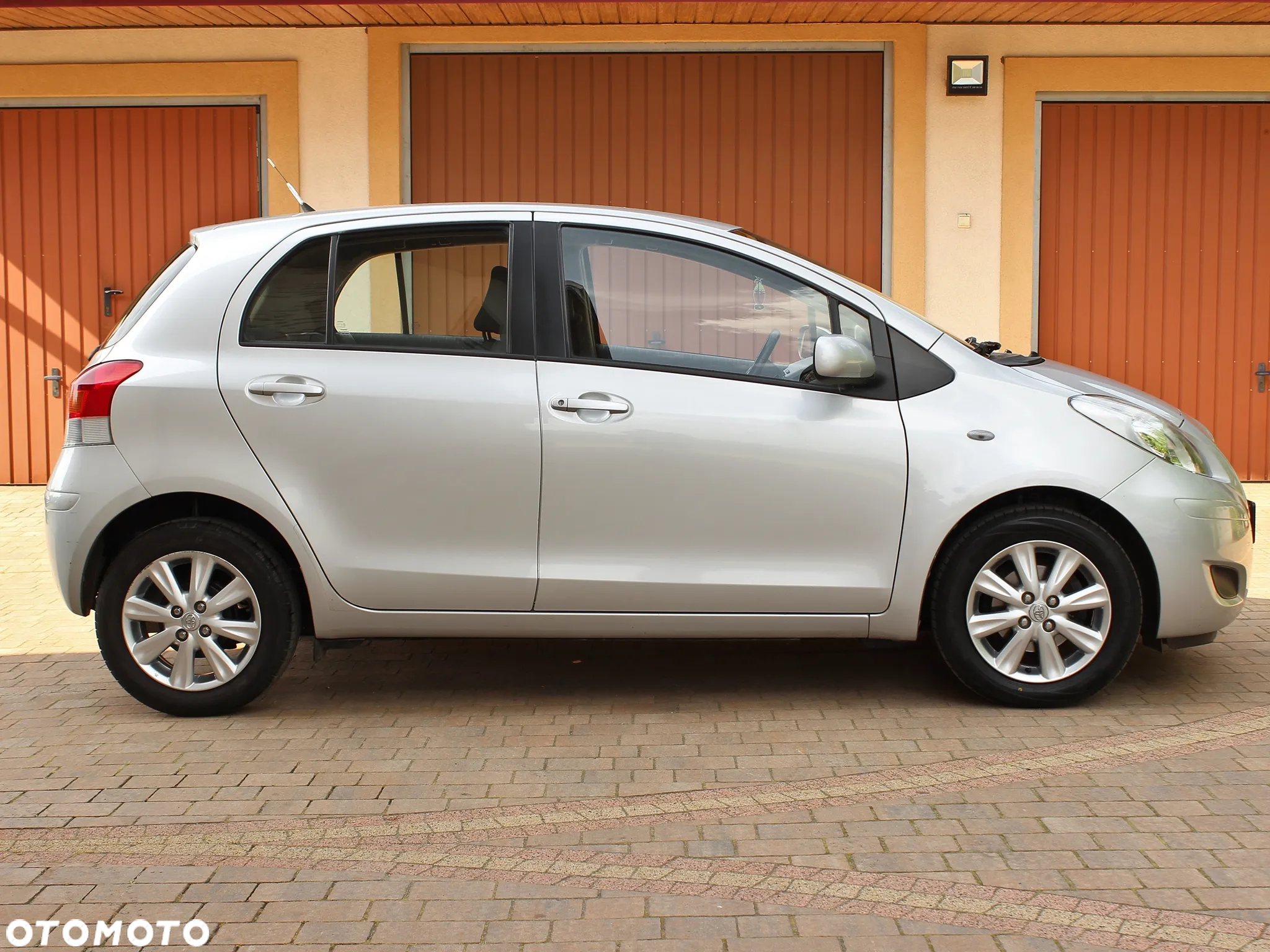Toyota Yaris 1.33 VVT-i Life - 13