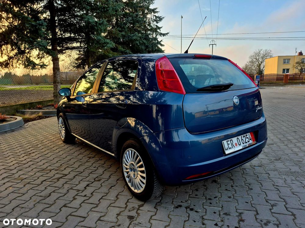 Fiat Grande Punto - 14
