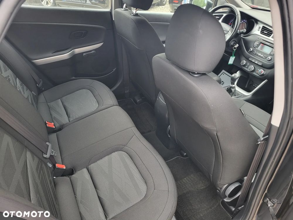Kia Ceed 1.4 S - 27