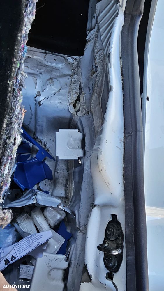 Dacia Logan ECO-G 100 MT6 Journey+ - 11