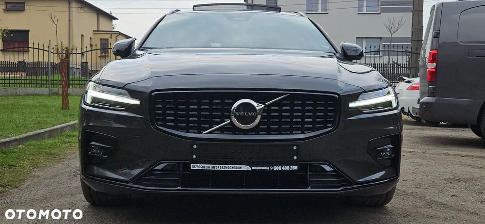Volvo V60 B4 B DKG Plus Dark - 6