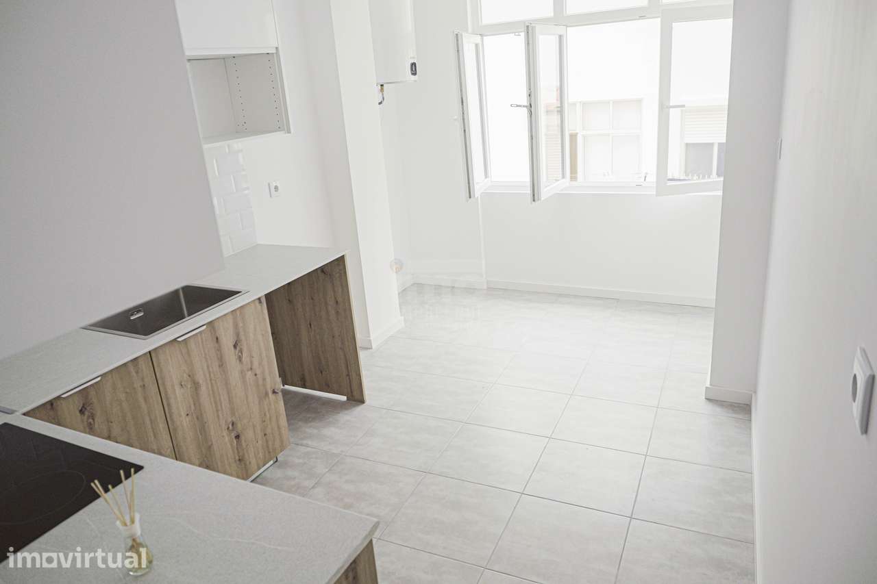 T2 Remodelado em Alcochete - com Luz Natural e Tranquiliadade! - Grande imagem: 3/16