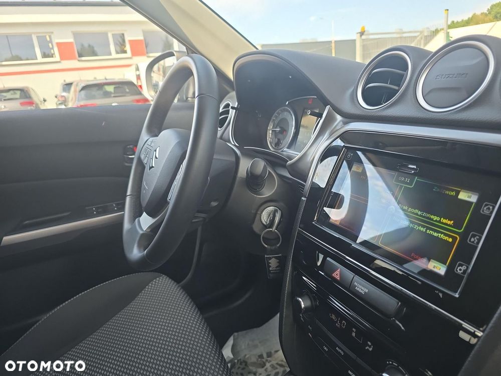 Suzuki Vitara 1.4 Boosterjet SHVS Premium 2WD - 24