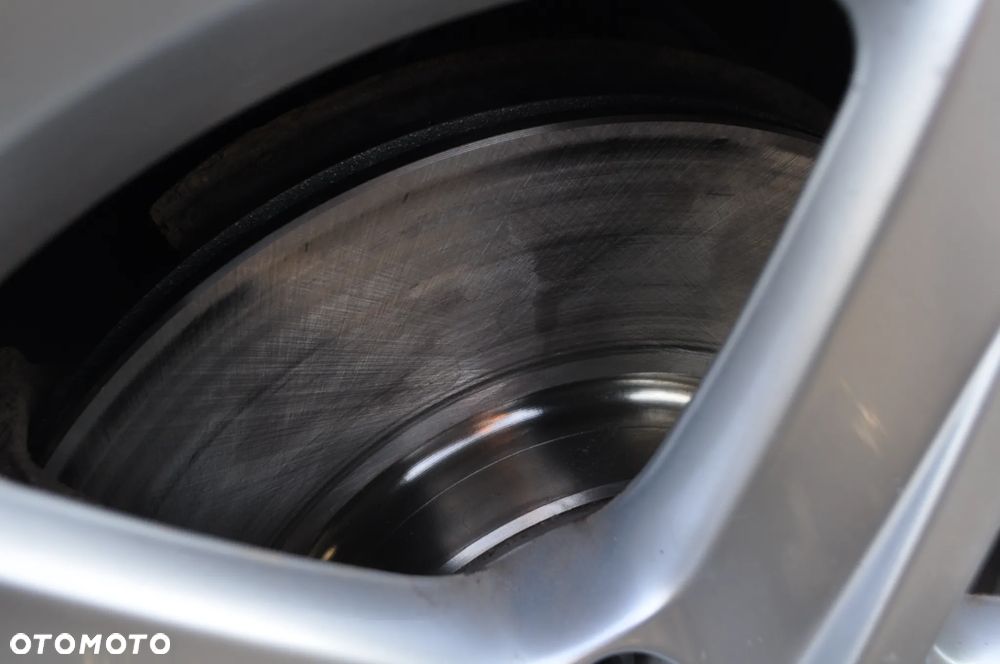 Volkswagen Passat Variant 2.0 TDI DPF Highline - 27