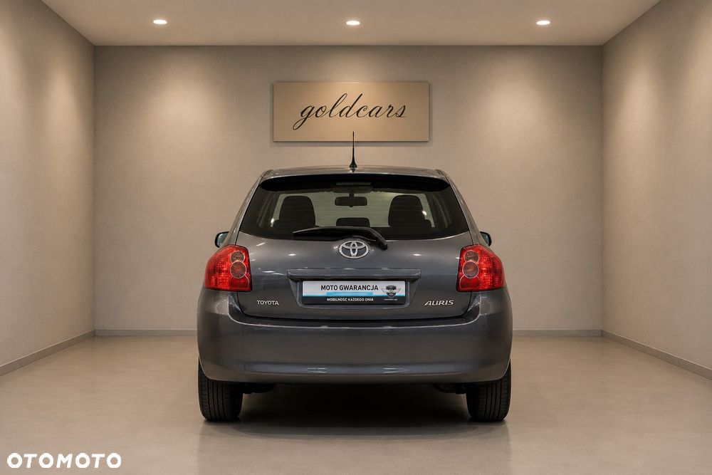 Toyota Auris 1.6 VVT-i Team - 8