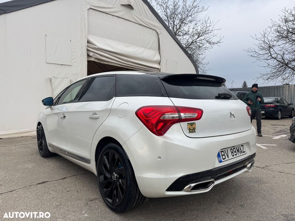 Citroën DS5 Hybrid4 EGS6 SportChic - 4