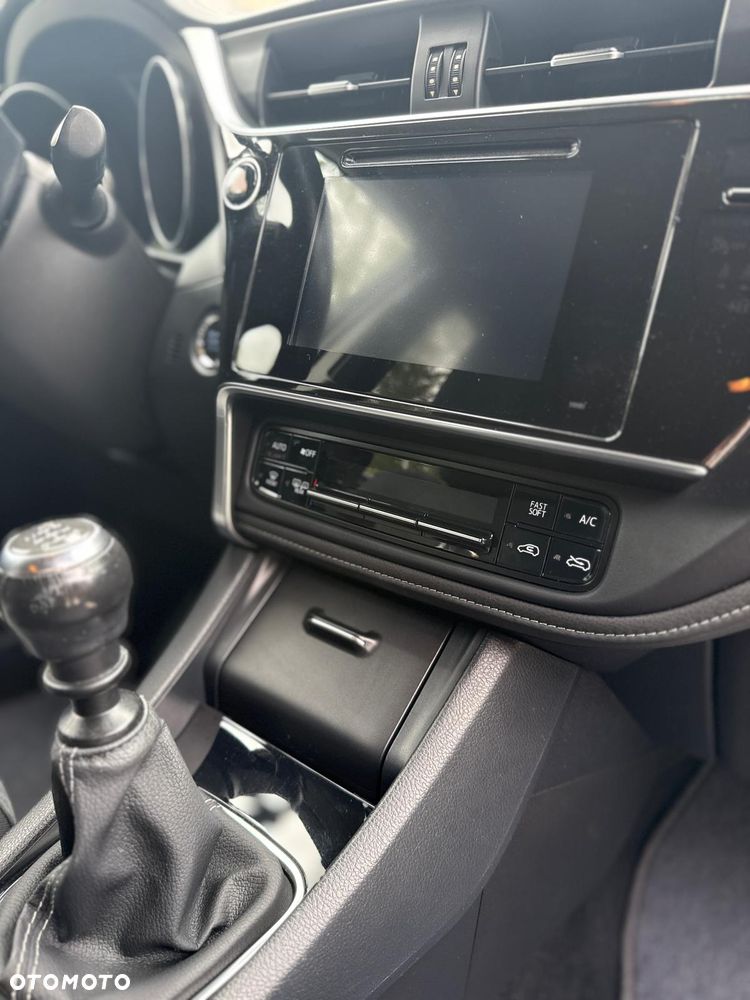 Toyota Auris 1.2 T Premium - 14