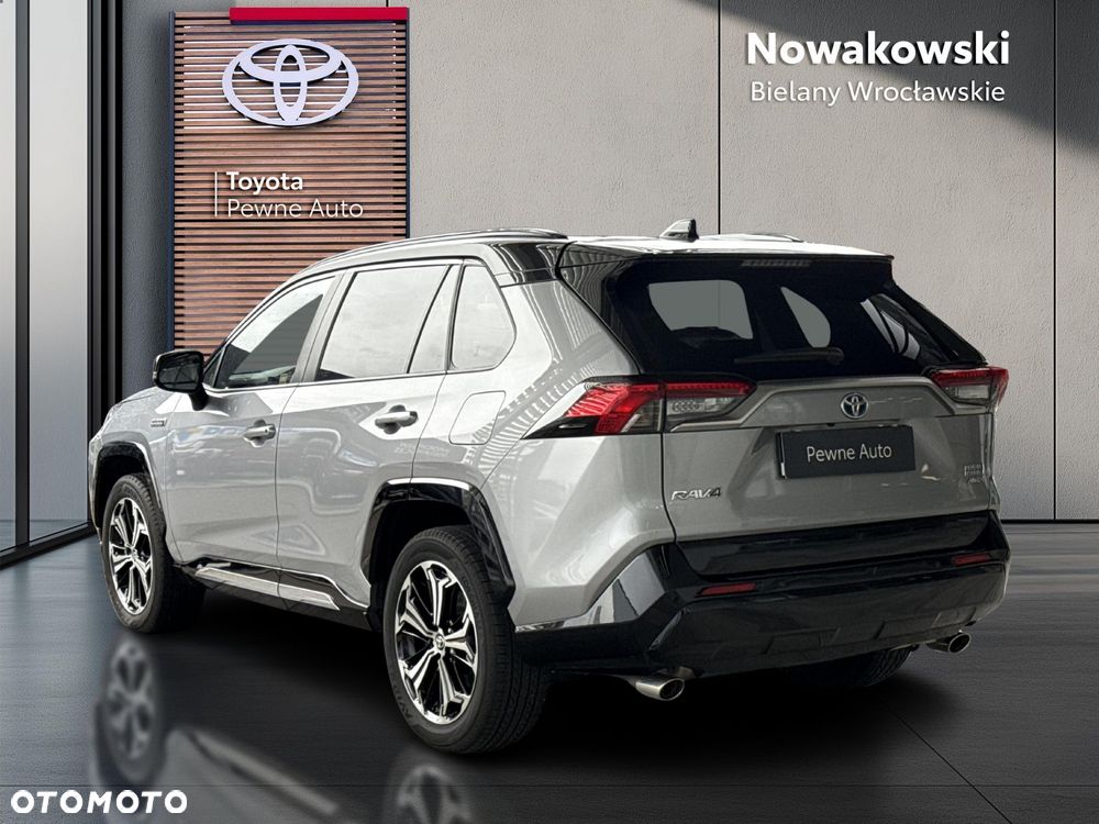 Toyota RAV4 - 3