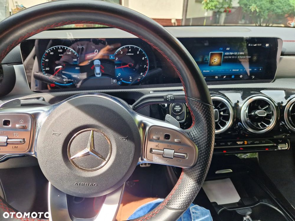 Mercedes-Benz CLA 200 AMG Line 7G-DCT - 18