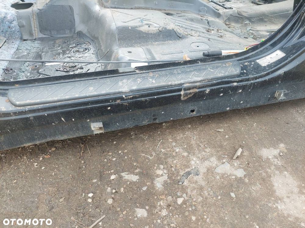 PRÓG LEWY + SŁUPEK ŚRODKOWY HONDA CIVIC VIII UFO B92P - 2