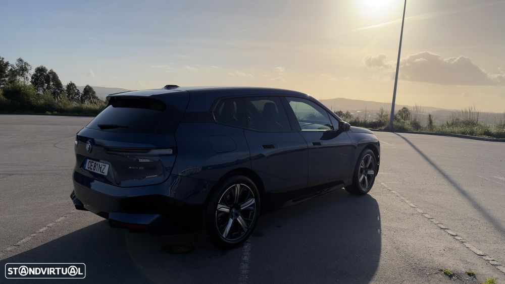 BMW iX xDrive 50 - 54