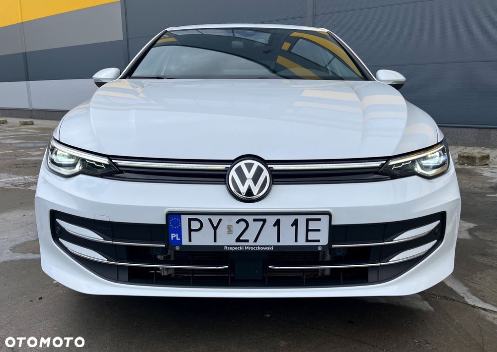 Volkswagen Golf VIII 1.5 TSI Edition 50 - 2