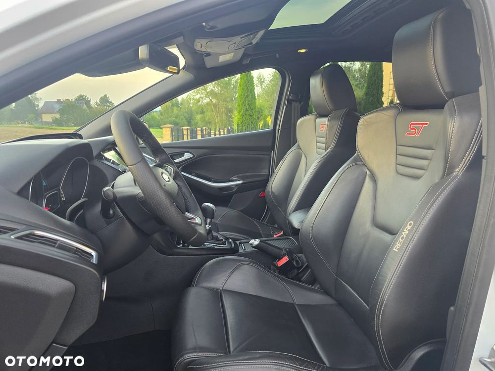 Ford Focus - 15