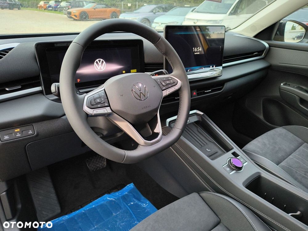 Volkswagen T-Roc 1.5 eTSI Style DSG - 11