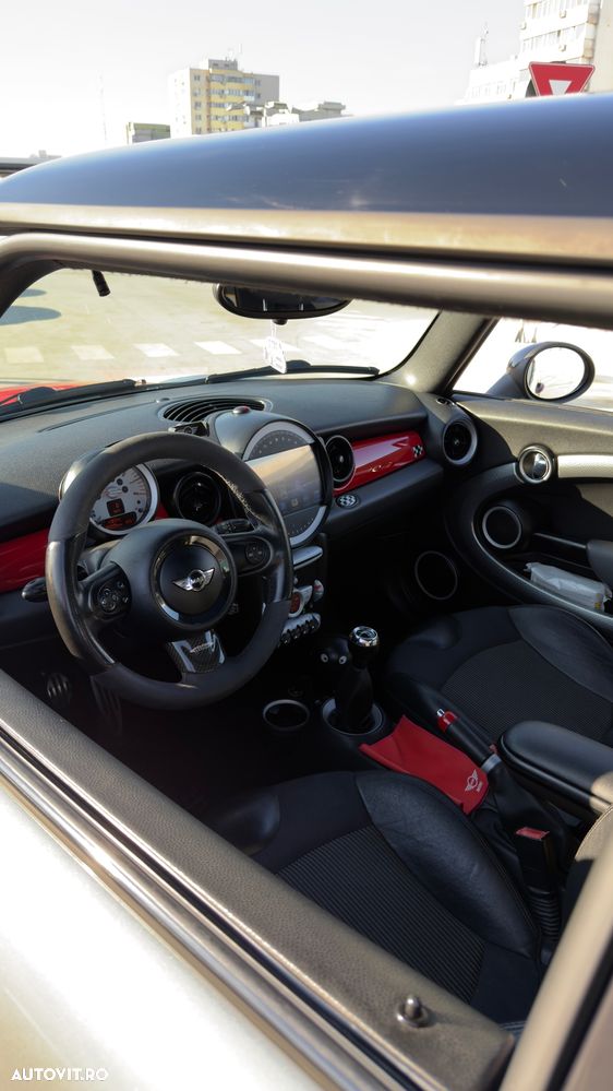 Mini Cooper S Standard - 17