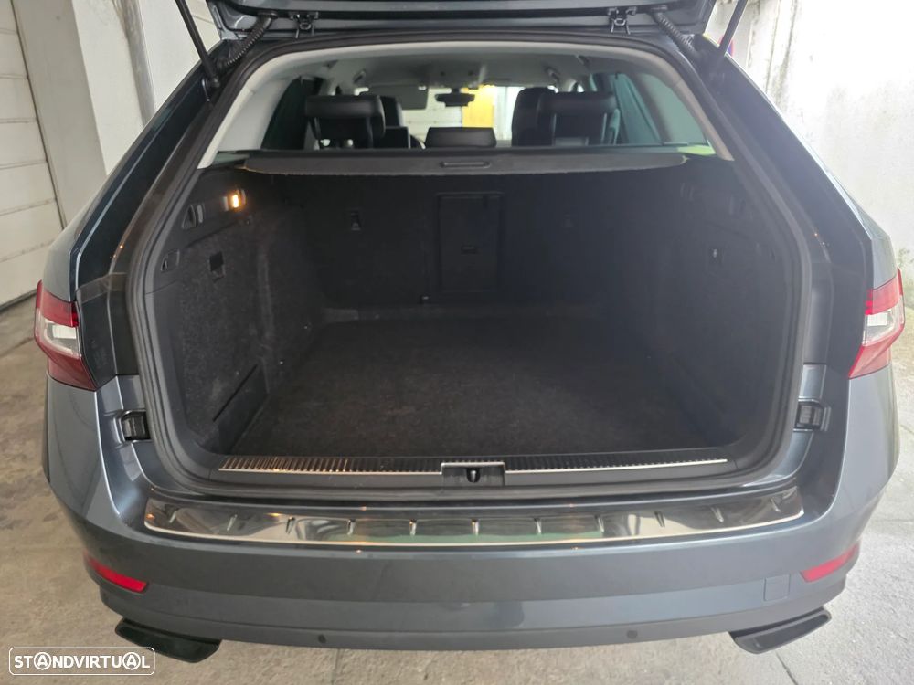 Skoda Superb Break 1.6 TDI Style Greenline - 19