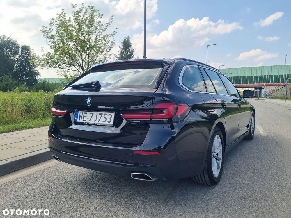 BMW Seria 5 518d mHEV - 5