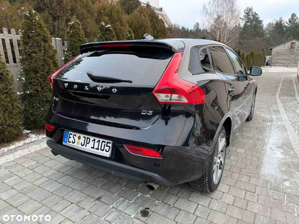 Volvo V40 D3 Drive-E Ocean Race - 11