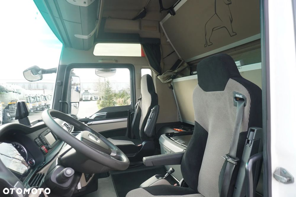 MAN TGX 26.470 / NOWA laweta ocynkowana / pokład 950 cm / 2 szt. - 18