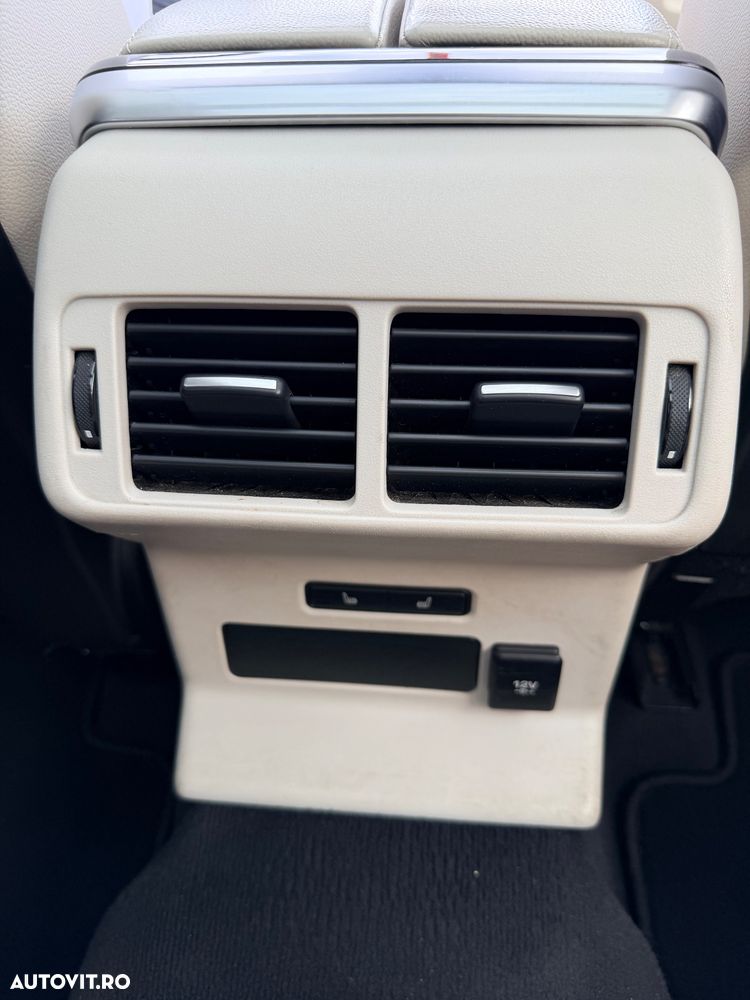 Land Rover Range Rover Velar 2020 photo 5