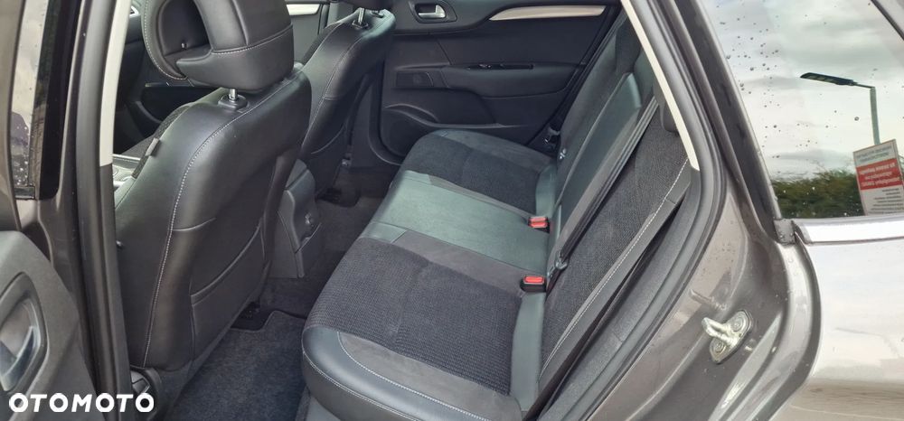 Citroën C4 PureTech 130 Stop&Start SHINE - 21