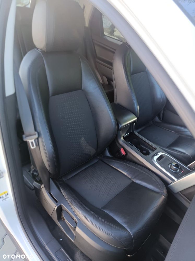 Land Rover Discovery Sport 2.0 TD4 HSE - 8